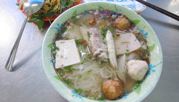 Hủ Tiếu Vỉa Hè - Ông Ích Khiêm