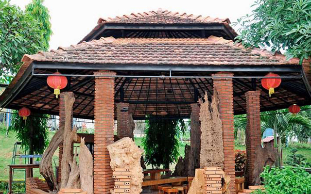 Hồ Sen Cafe