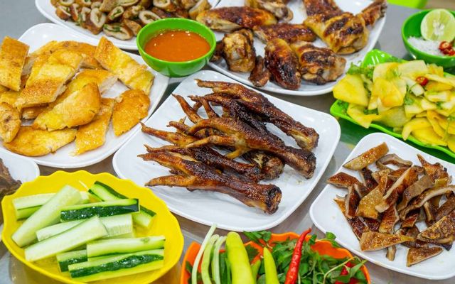 Hiếu Béo - Chân & Cánh Gà Nướng 