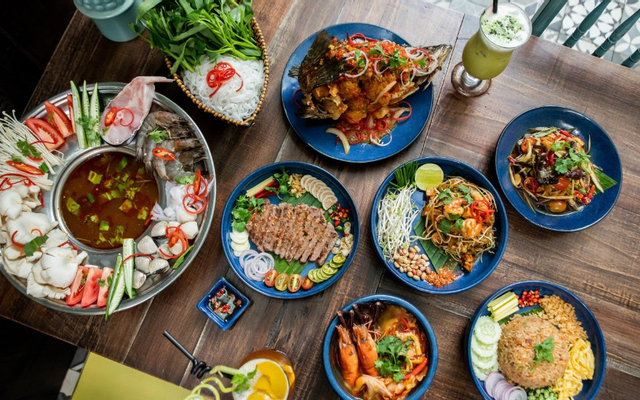 Gỏi thịt bằm (gà/heo)