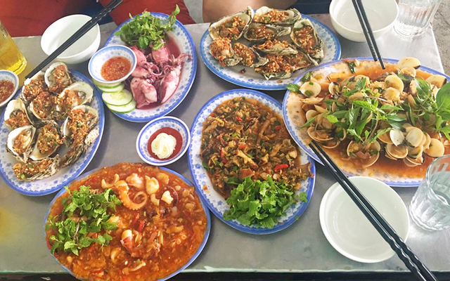 Hải Sản Năm Đảnh