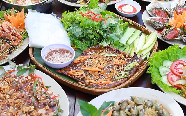 Hải Sản Cô Ba - Bế Văn Đàn