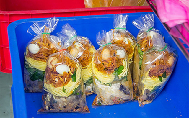 Gỏi xoài lớn