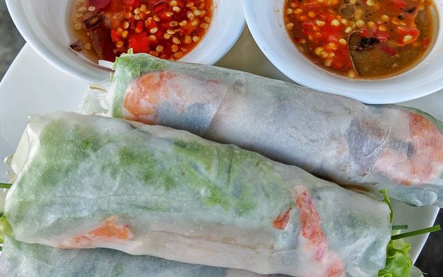 Gỏi Tôm Cuốn Sài Gòn