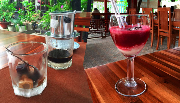 Gemstone Garden Bảo Thạch Lâm Cafe
