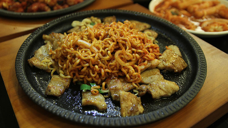 Korean Street Food - Ẩm Thực Đường Phố Hàn Quốc