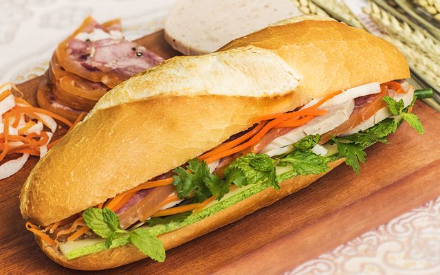 Bánh mì lúa mạch (270g)