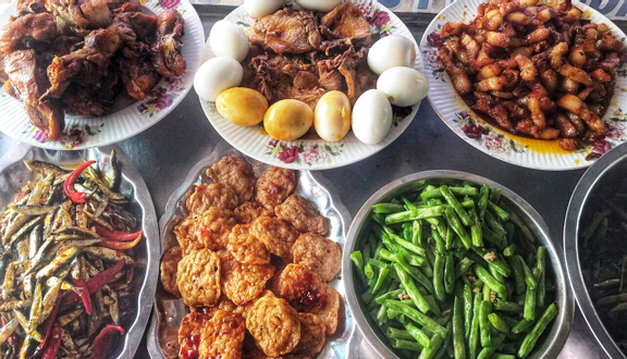Cơm Tấm Bà Hoa