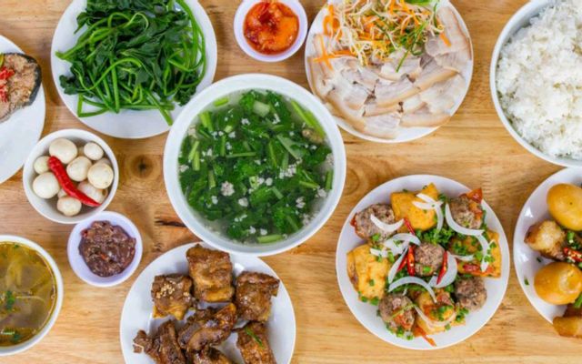 Cơm Đậu Nhồi Thịt