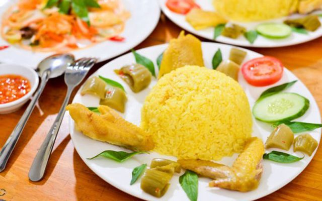 Cơm Gà Tam Kỳ - Lê Văn Hiến