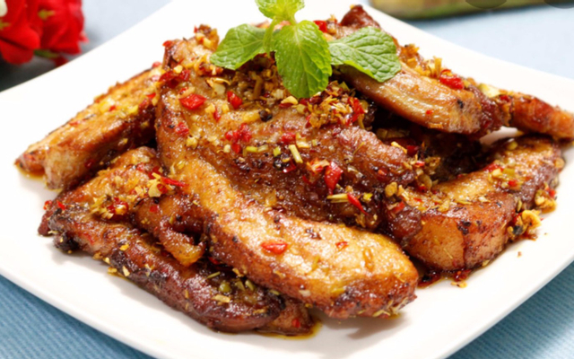 Cơm Gà Bi