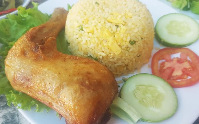 Cơm gà chặt