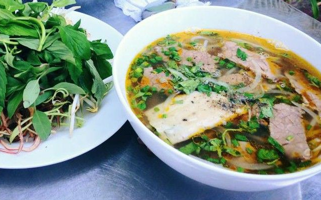 Cô Bông - Bún Bò Huế - Nguyễn Huy Tưởng