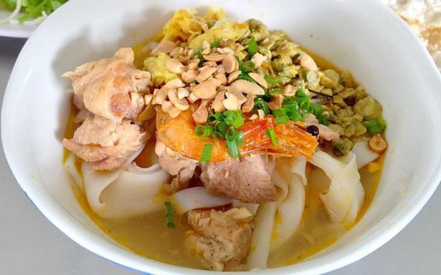 Mì quảng gà