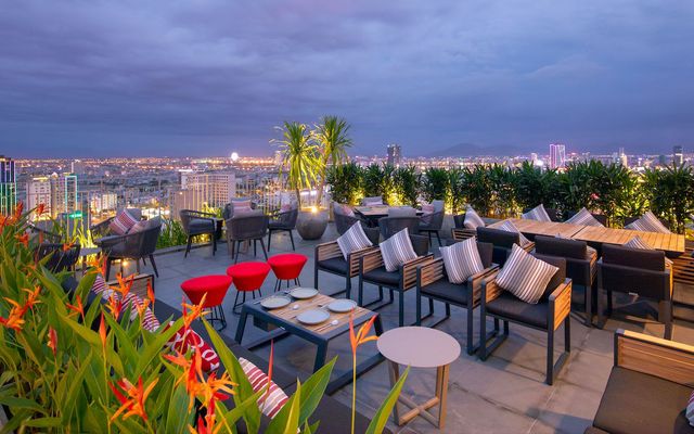Chicland Lounge 