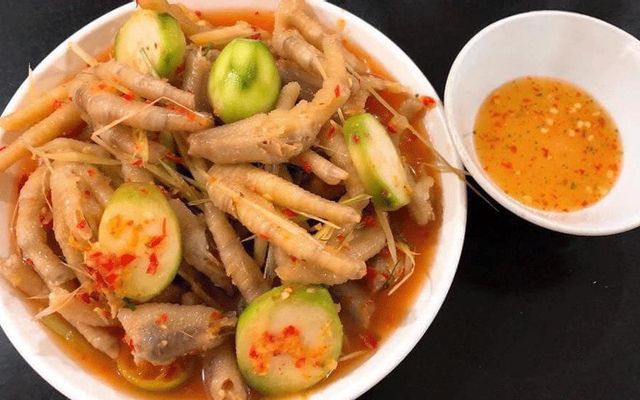 Chân gà rút xương sốt sate  Tháii