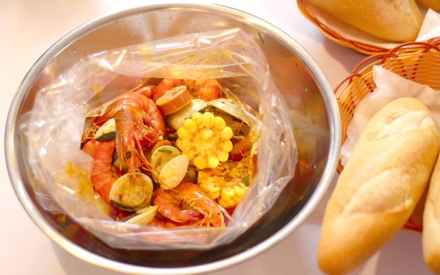 Cajun - Ẩm Thực Mỹ - Nguyễn Văn Thoại