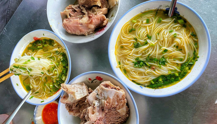 Bún Xương Trịnh Đình Thảo