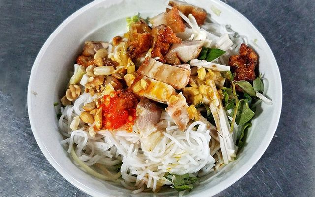 Bún Mắm Ba Chỉ Giòn Da