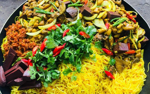 Bún Lòng Xào Nghệ - Ngô Gia Tự