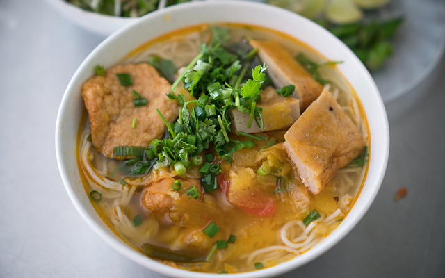 Bún chả cá