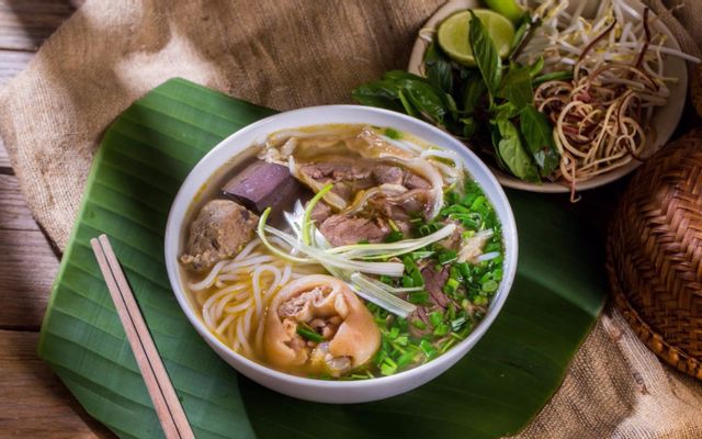 Bún Bò Sài Gòn Bà Năm