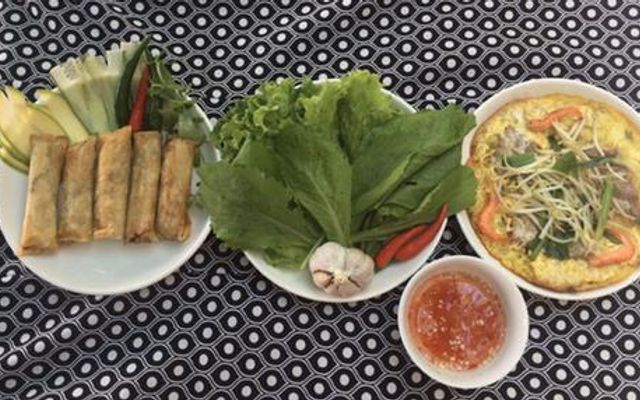 Mỳ quảng bò  trứng