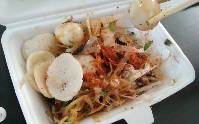 Gỏi xoài trộn