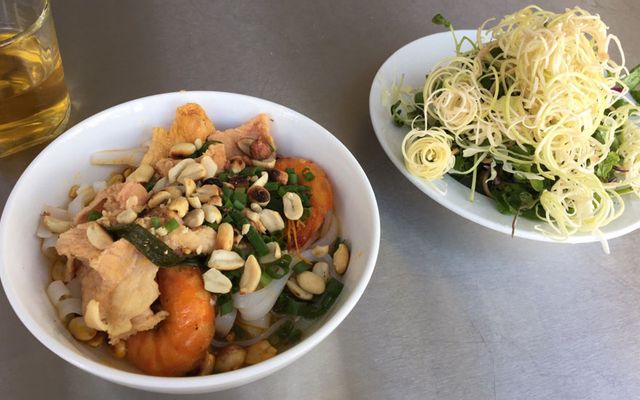 Bánh Tráng Thịt Heo Trần - Phạm Văn Đồng