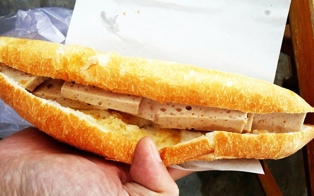Bánh Mì Ông Tý - Trưng Nữ Vương