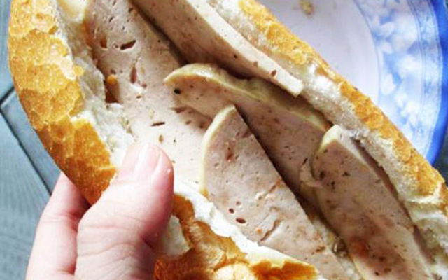 Bánh Mì Ông Tý - Quang Trung