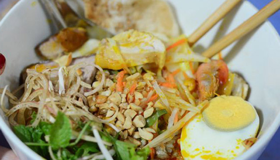Bánh Cuốn Nóng - Mì Quảng