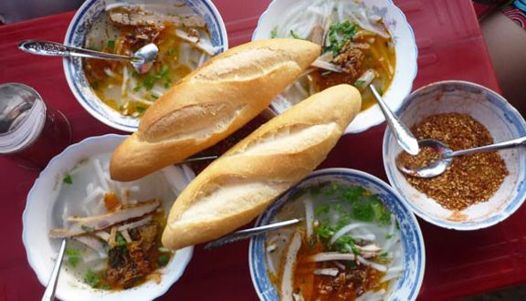 Bánh Canh Cá - Tăng Bạt Hổ
