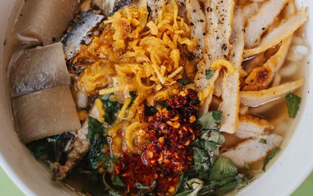 Combo: 1 phần Bánh canh cá nục + 2 phần Bánh quẩy
