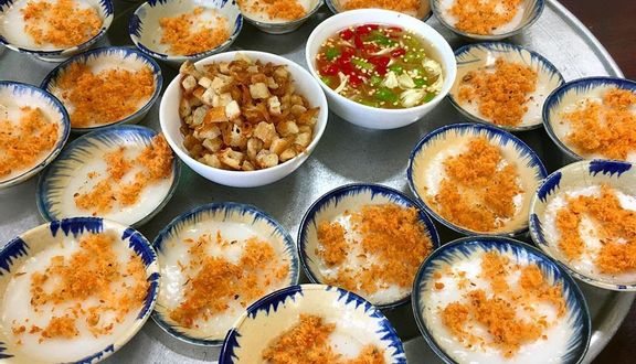 Bánh Bèo Cô Sen