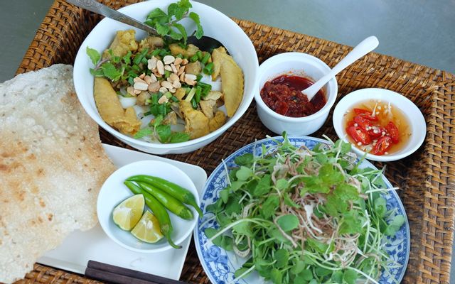 Mì quảng gà