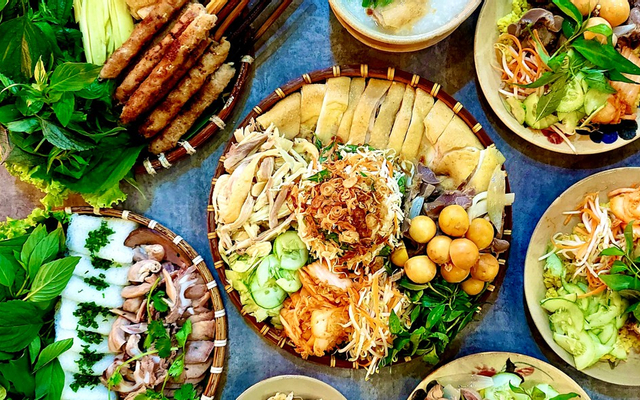 Cơm má đùi