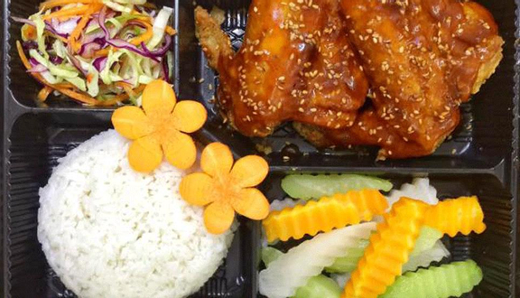 Cơm Trang Văn Phòng - Lý Chính Thắng