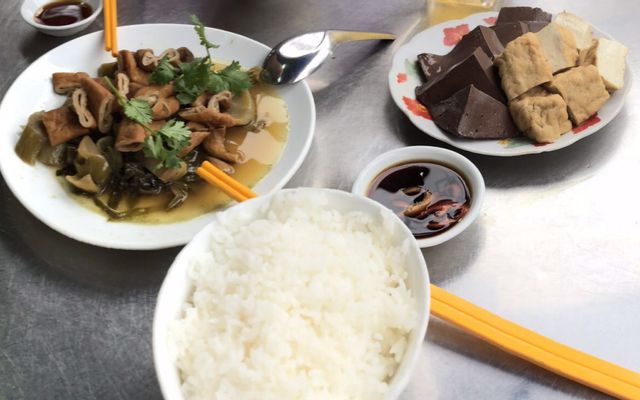 Cơm Tiều Châu Tín Dũ