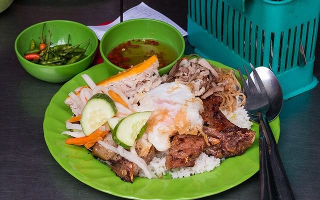 Cơm Tấm Vỉa Hè - Sư Vạn Hạnh