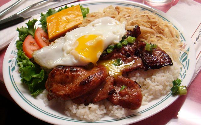Cơm Tấm Vỉa Hè Ngon 