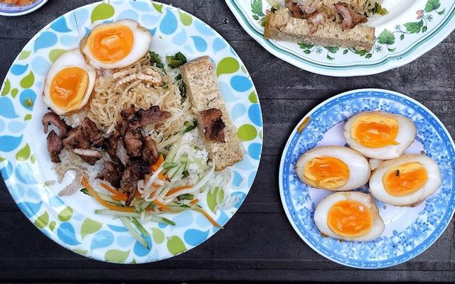 Cơm Tấm Trứng Lòng Đào