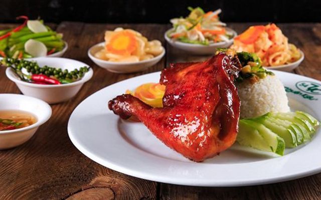 Cơm Gà đùi nướng