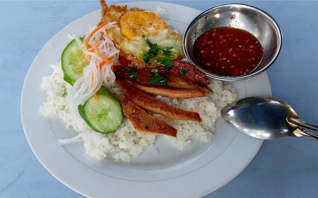 Cơm Tấm Tám Nga - 67 Lê Văn Lương