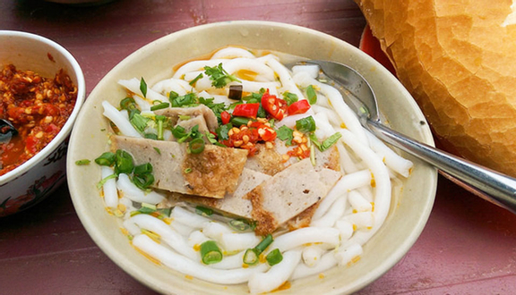 Bánh canh xương chả