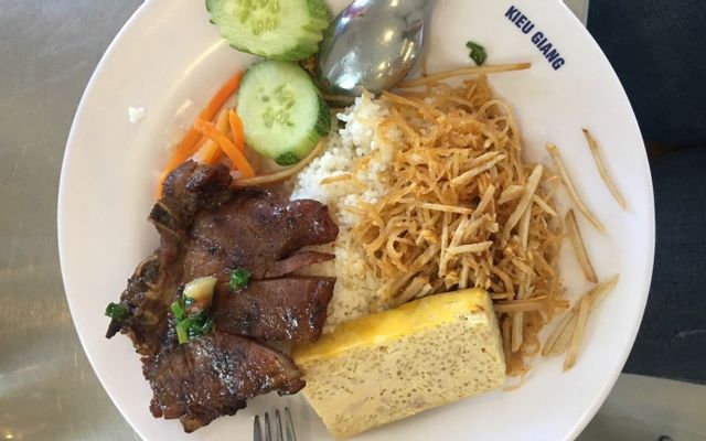 Cơm Tấm Kiều Giang - Nguyễn Duy Trinh