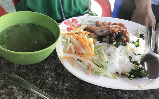 Cơm Tấm Không Tên