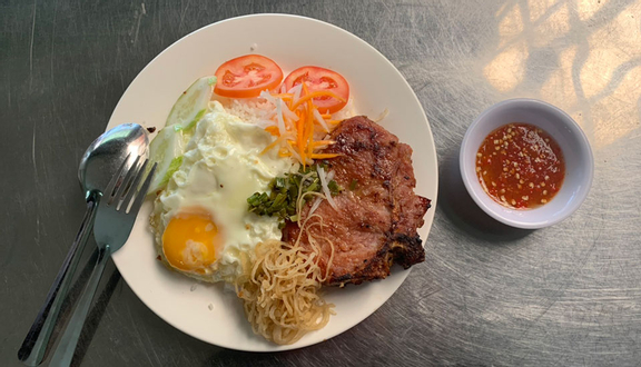 Cơm Tấm Hùng - Đường Số 8