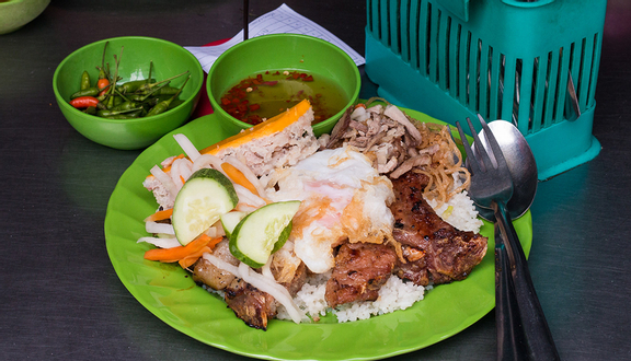 Cơm Tấm Đêm 007