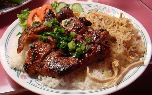Cơm Tấm Cầu Trắng - Tô Ngọc Vân